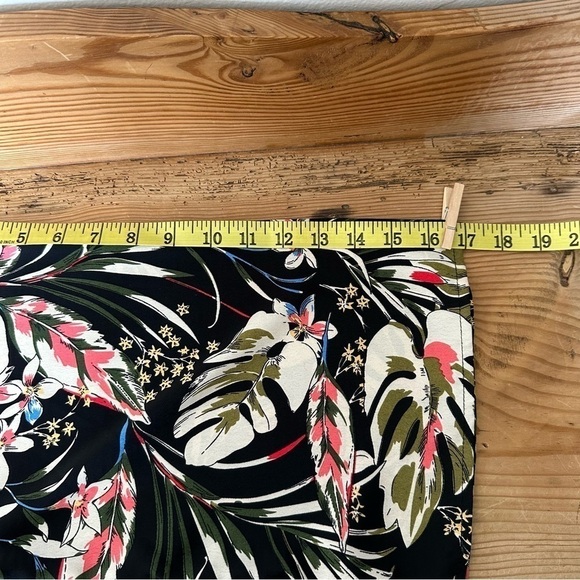 Code x Mode floral Hawaiian top - Picture 6 of 14